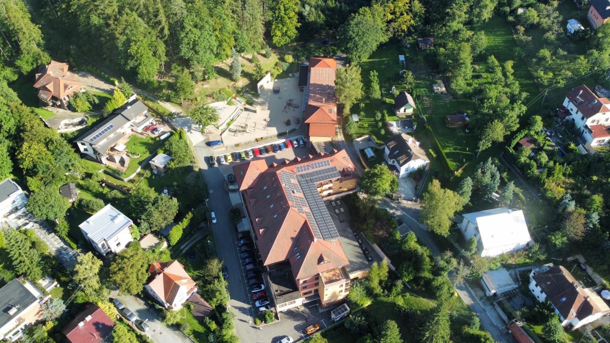 Hotel Ambra Luhačovice Exterior foto